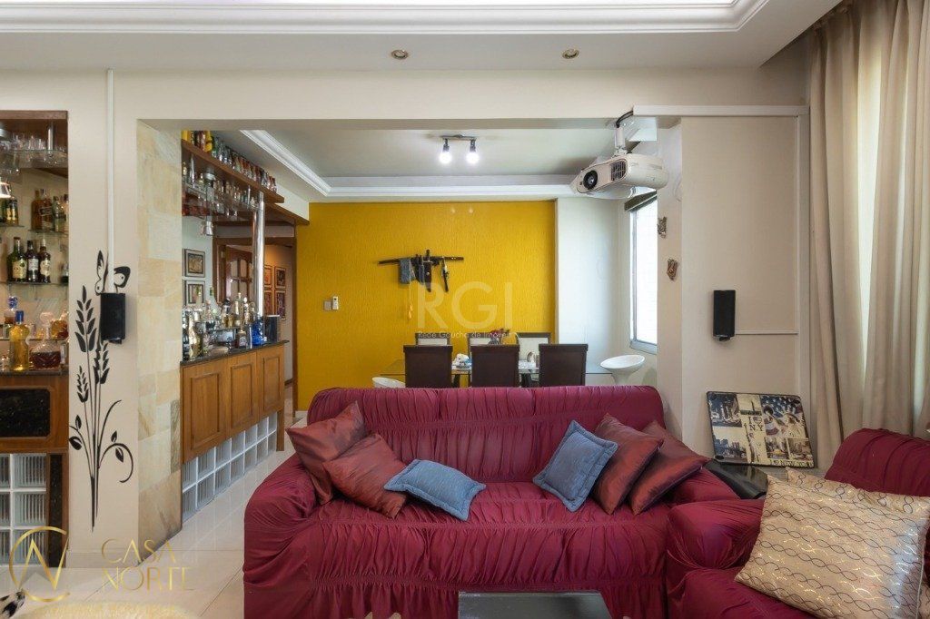 Apartamento à venda com 2 quartos, 113m², Avenida Cristovao Colombo no bairro Floresta em Porto Alegre