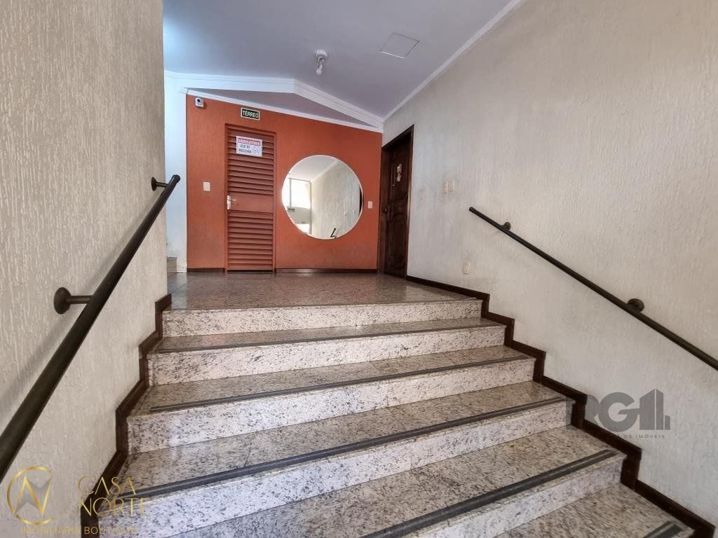 Apartamento à venda com 2 quartos, 58m², Avenida Mercedes no bairro Floresta em Porto Alegre