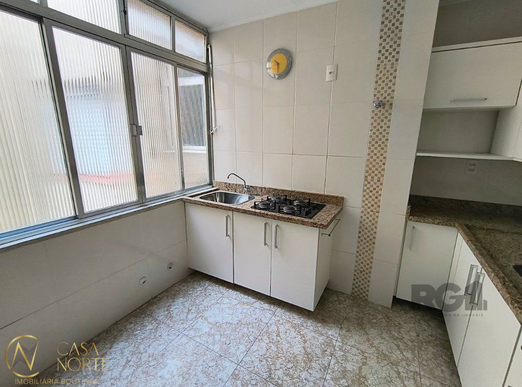 Apartamento à venda com 2 quartos, 49m², Avenida Paraná no bairro São Geraldo em Porto Alegre