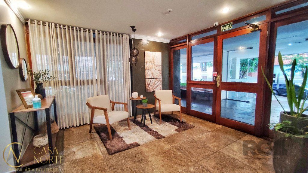 Cobertura à venda com 3 quartos, 199m², 1 suíte, 2 vagas, Avenida Iguassu no bairro Petrópolis em Porto Alegre