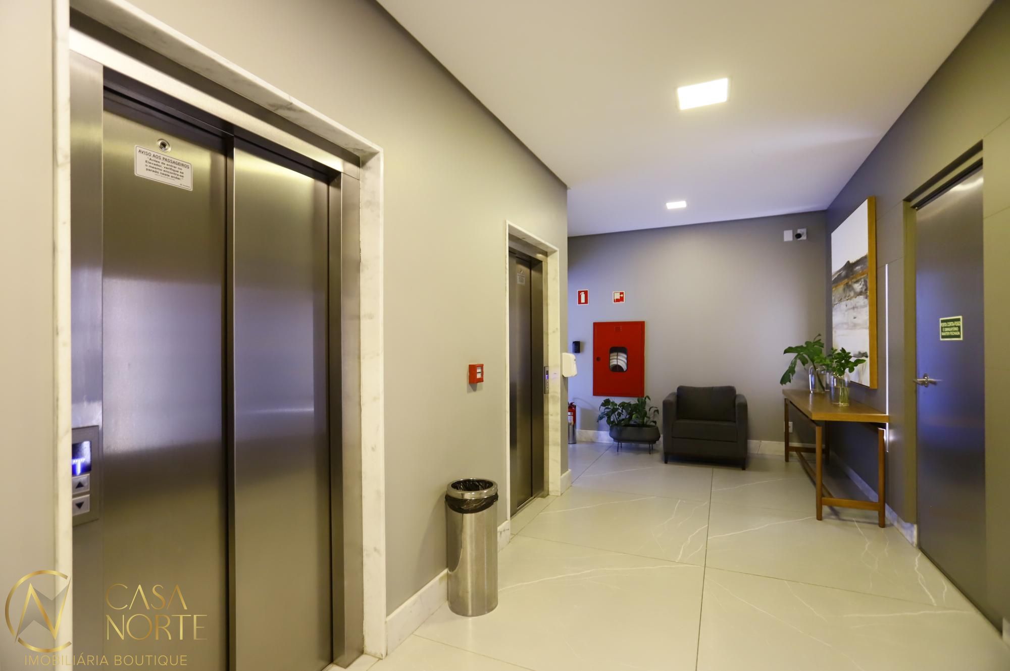 Apartamento à venda com 3 quartos, 136m², 1 suíte, 2 vagas, Rua Cândido Silveira no bairro Auxiliadora em Porto Alegre