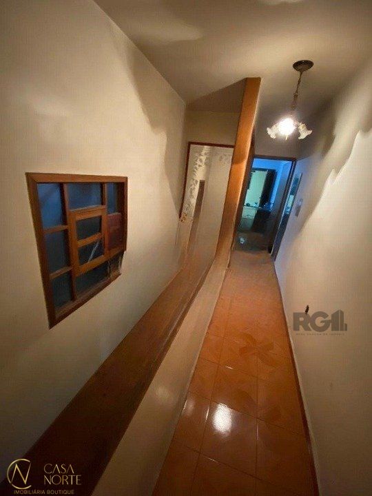 Sobrado à venda com 3 quartos, 169m², 1 suíte, Rua José do Patrocinio no bairro Cidade Baixa em Porto Alegre