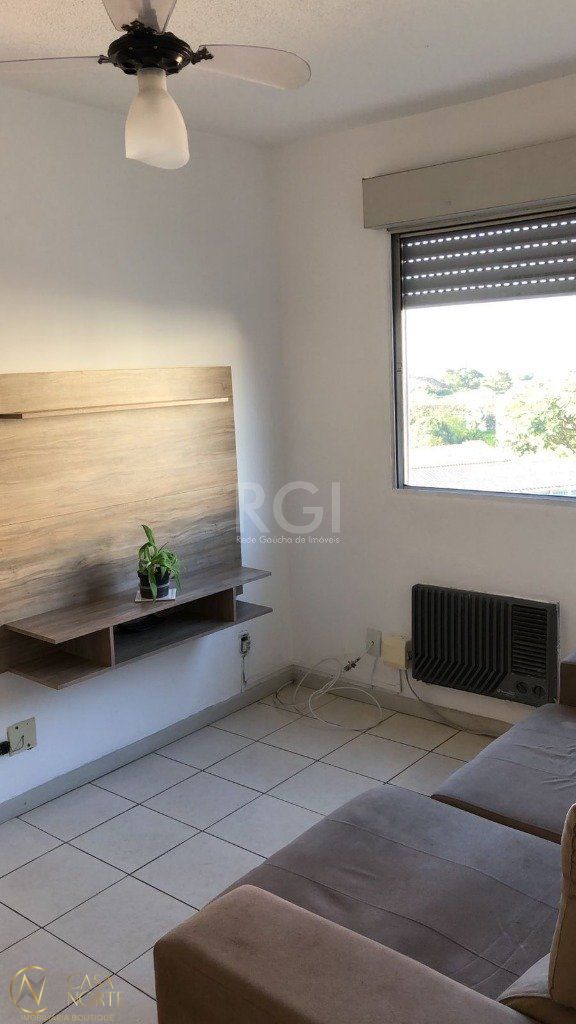Apartamento à venda com 1 quarto, 33m², 1 vaga, Rua Carlos Pessoa de Brum no bairro Santo Antônio em Porto Alegre