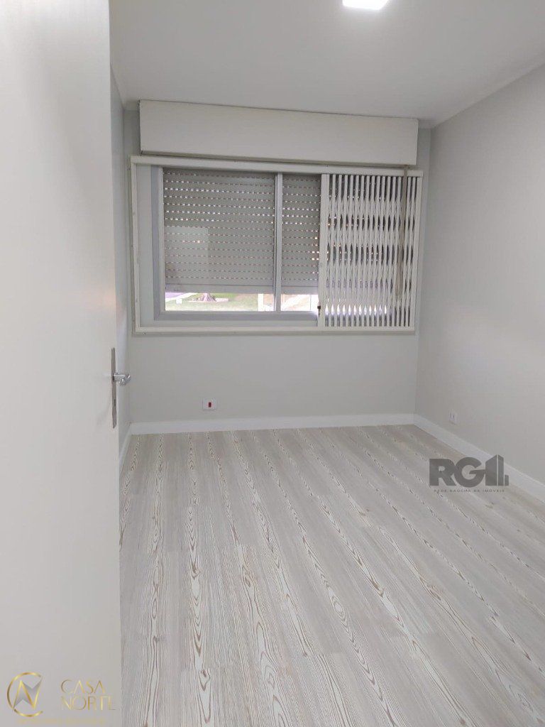 Apartamento à venda com 2 quartos, 75m², Rua João Paetzel no bairro Chácara das Pedras em Porto Alegre