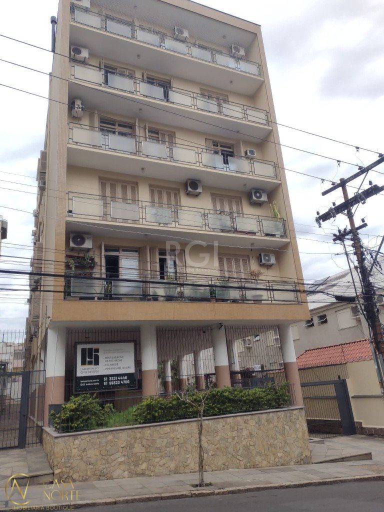 Apartamento à venda com 2 quartos, 90m², Rua Santo Antônio no bairro Floresta em Porto Alegre