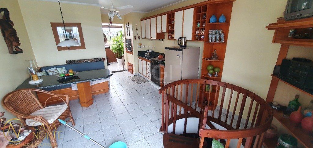 Cobertura à venda com 2 quartos, 140m², 1 suíte, 4 vagas, Rua Rodolfo Simch no bairro Jardim Lindóia em Porto Alegre