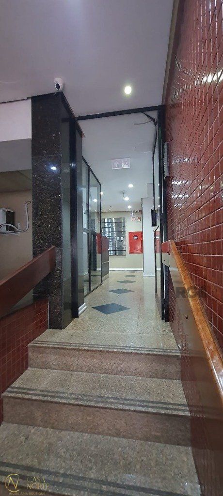 Sala Comercial à venda com 1 quarto, 38m², 1 vaga, Avenida José Bonifácio no bairro Farroupilha em Porto Alegre