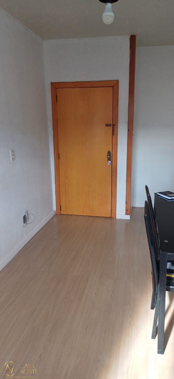 Apartamento à venda com 3 quartos, 72m², 1 vaga, Rua Aracy Froes no bairro Jardim Sabará em Porto Alegre