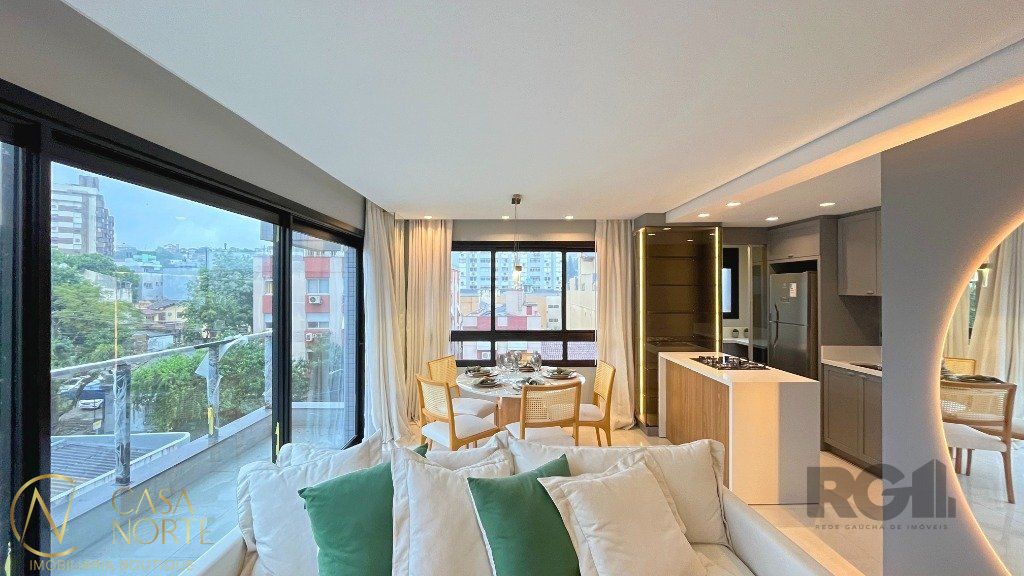 Apartamento à venda com 3 quartos, 100m², 1 suíte, 2 vagas, Rua Gonçalves Dias no bairro Menino Deus em Porto Alegre
