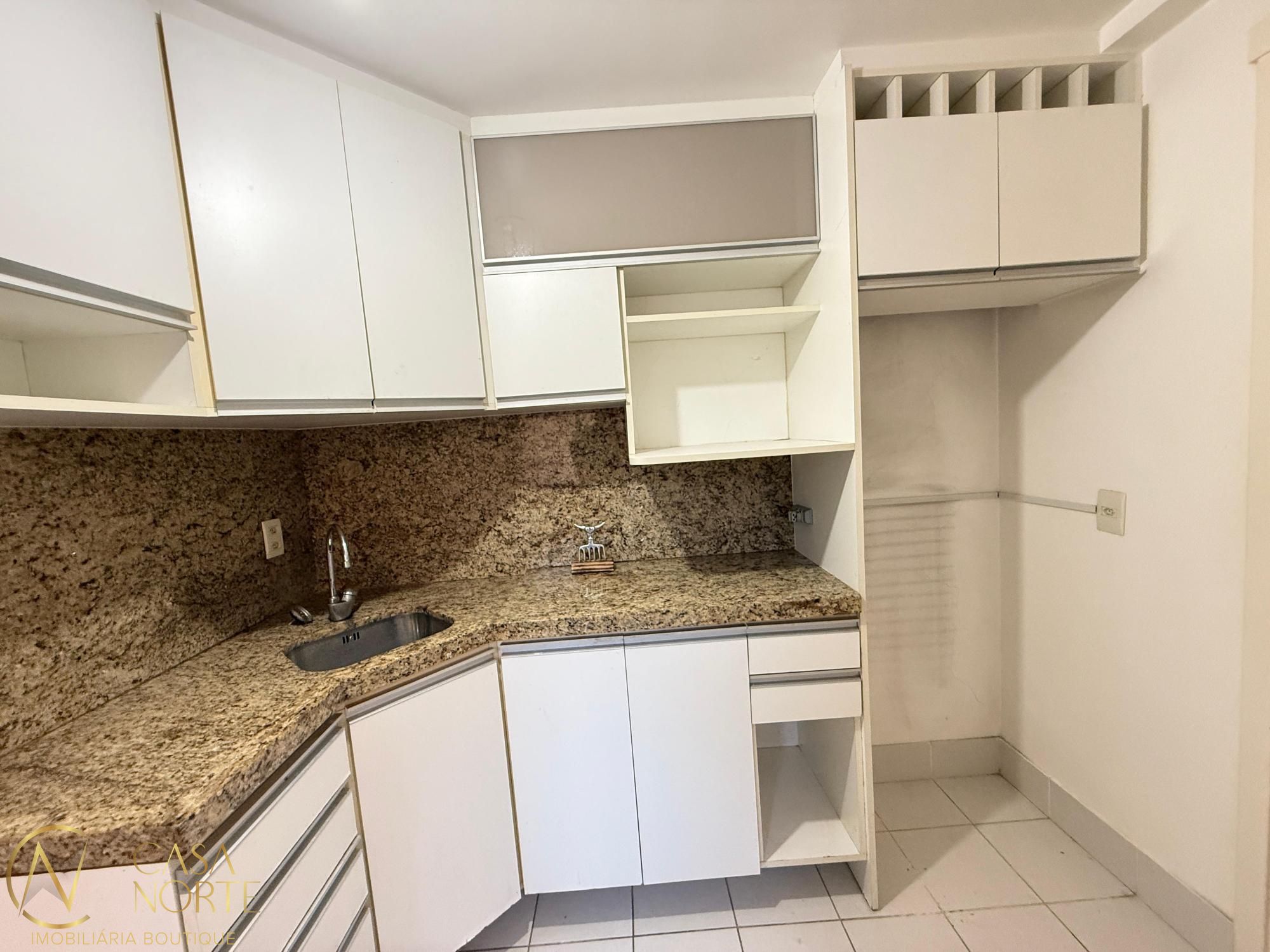 Apartamento à venda com 3 quartos, 65m², 1 suíte, 1 vaga, Avenida Bento Gonçalves no bairro Partenon em Porto Alegre