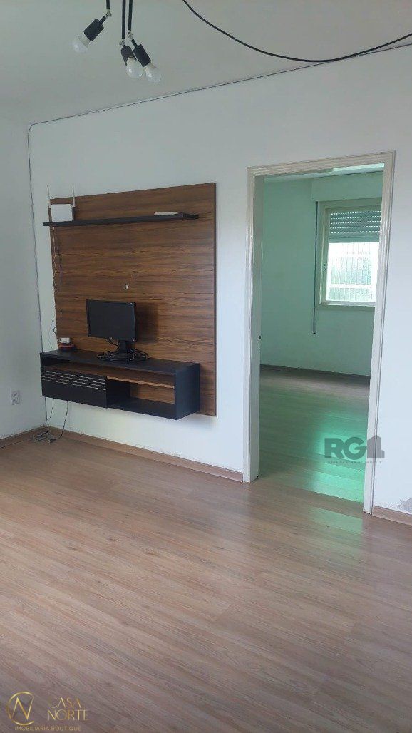 Apartamento à venda com 1 quarto, 41m², 1 vaga, Rua Delfina da Cunha no bairro Camaquã em Porto Alegre