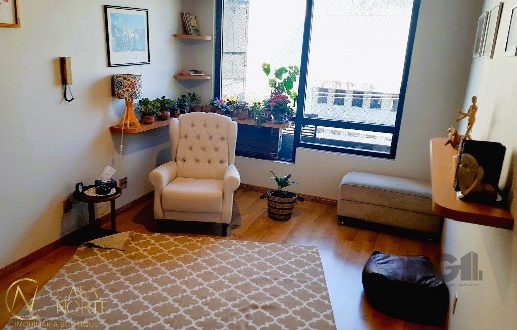 Sala Comercial à venda , 29m², 1 vaga, Avenida Cristóvão Colombo no bairro Floresta em Porto Alegre