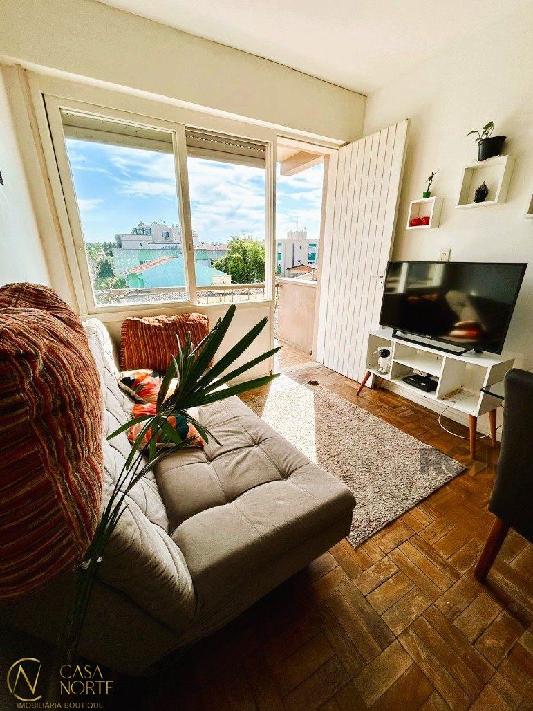 Apartamento à venda com 1 quarto, 47m², 1 vaga, Rua Visconde de Pelotas no bairro Passo da Areia em Porto Alegre