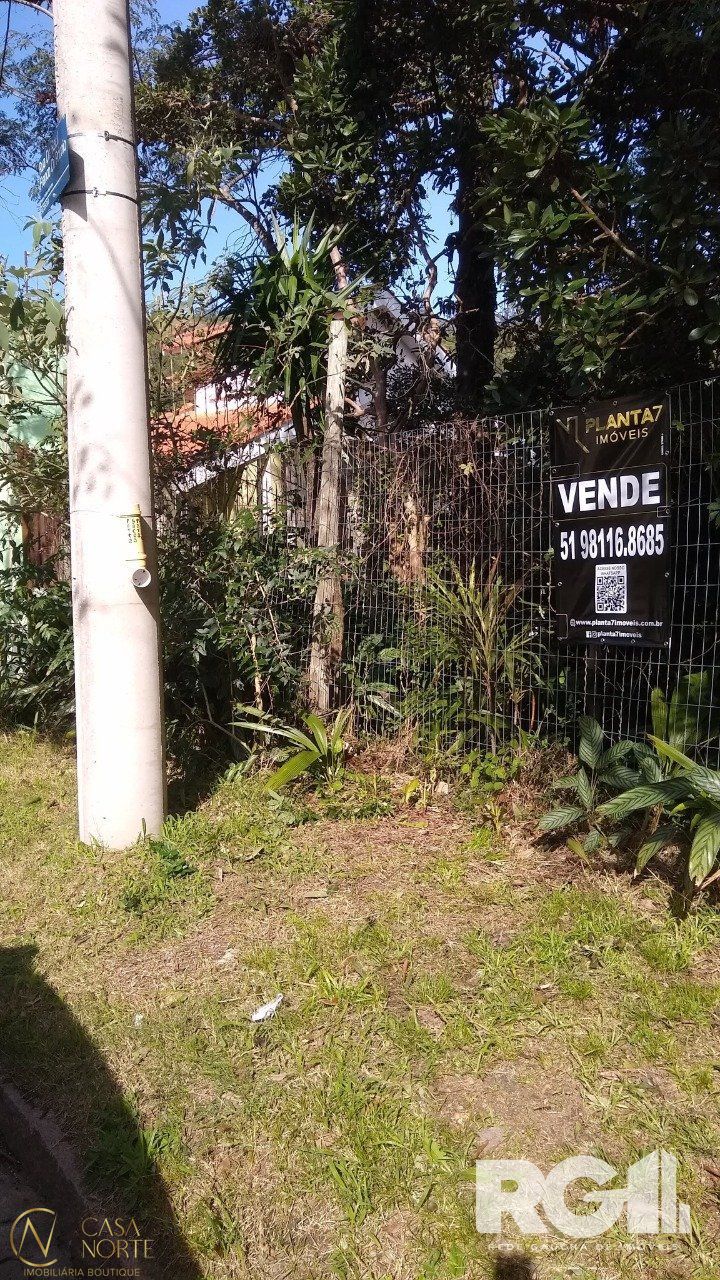 Terreno à venda  com 546m², Rua Doutor Raul Franco di Primio no bairro Teresópolis em Porto Alegre