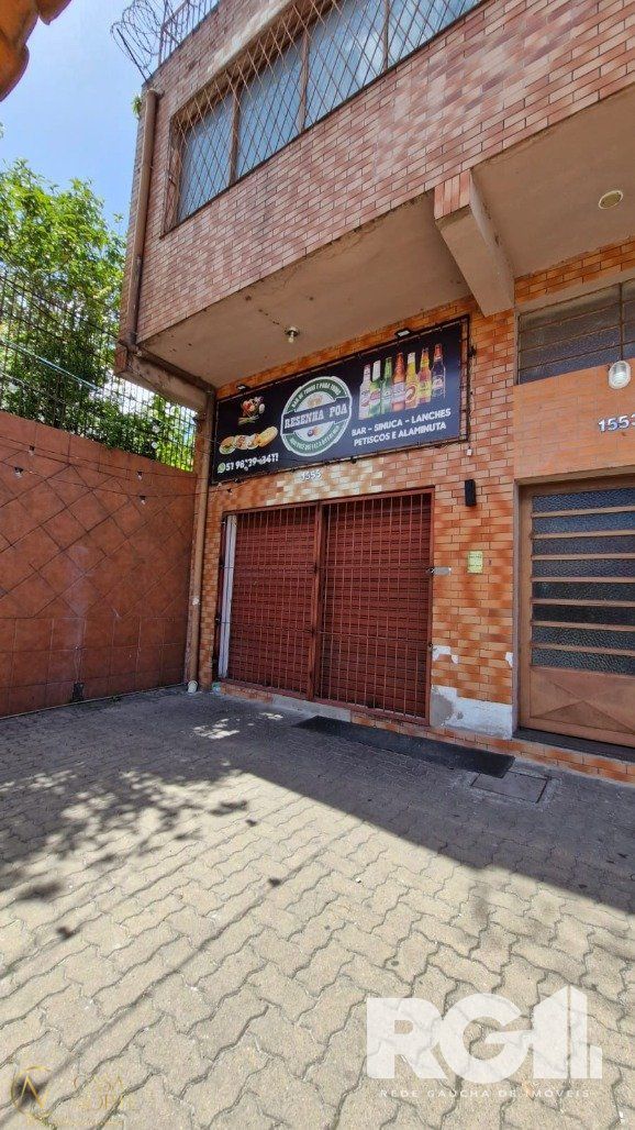 Loja à venda , 100m², 2 vagas, Rua Coronel Massot no bairro Cristal em Porto Alegre