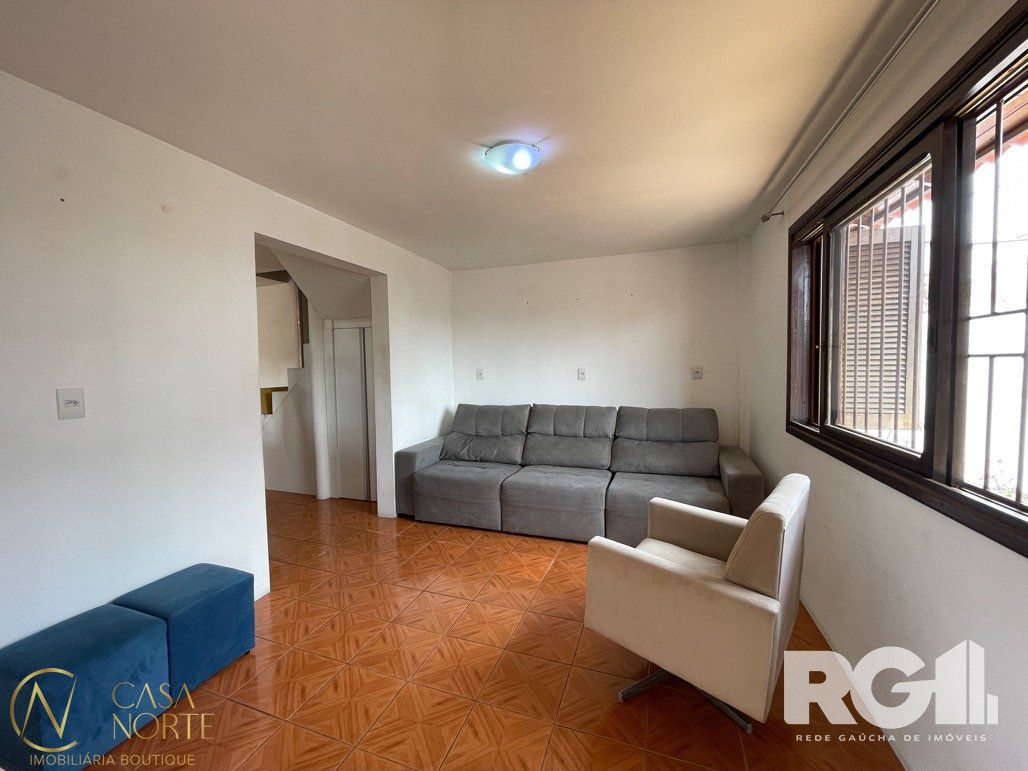 Casa à venda com 4 quartos, 94m², 2 vagas, Rua Paulino Chaves no bairro Santo Antônio em Porto Alegre