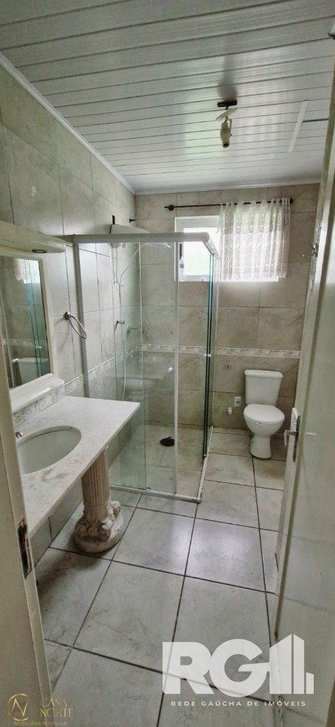 Casa à venda com 3 quartos, 160m², 3 vagas, Rua Madre Ana no bairro Glória em Porto Alegre