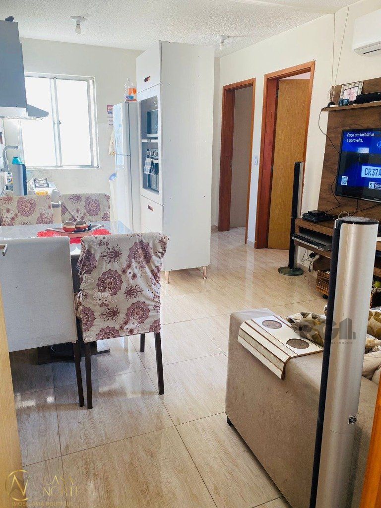 Apartamento à venda com 2 quartos, 38m², 1 vaga, Rua Capitão Pedroso no bairro Restinga em Porto Alegre