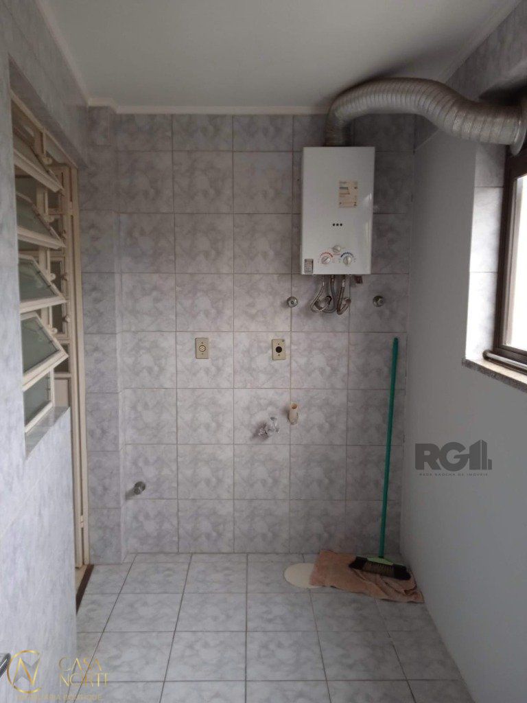 Apartamento à venda com 2 quartos, 79m², 1 vaga, Rua Itaboraí no bairro Jardim  Botânico em Porto Alegre