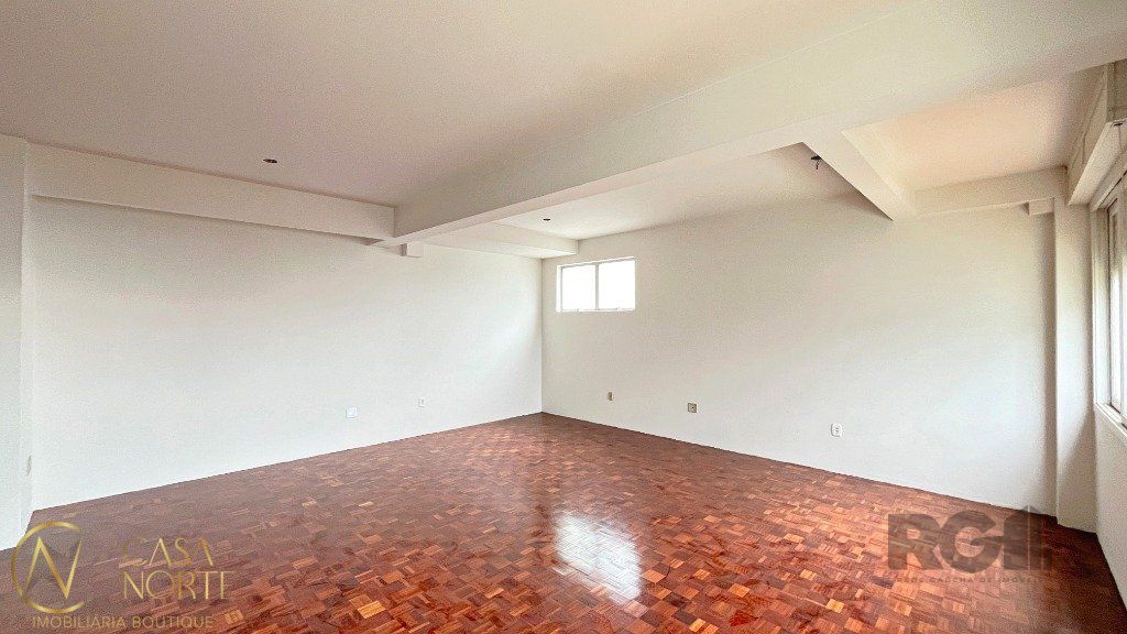 Sala Comercial à venda , Avenida Protásio Alves no bairro Petrópolis em Porto Alegre