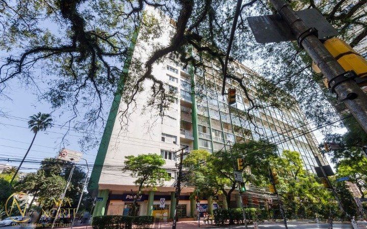 Apartamento à venda com 3 quartos, 149m², Rua André Puente no bairro Independência em Porto Alegre