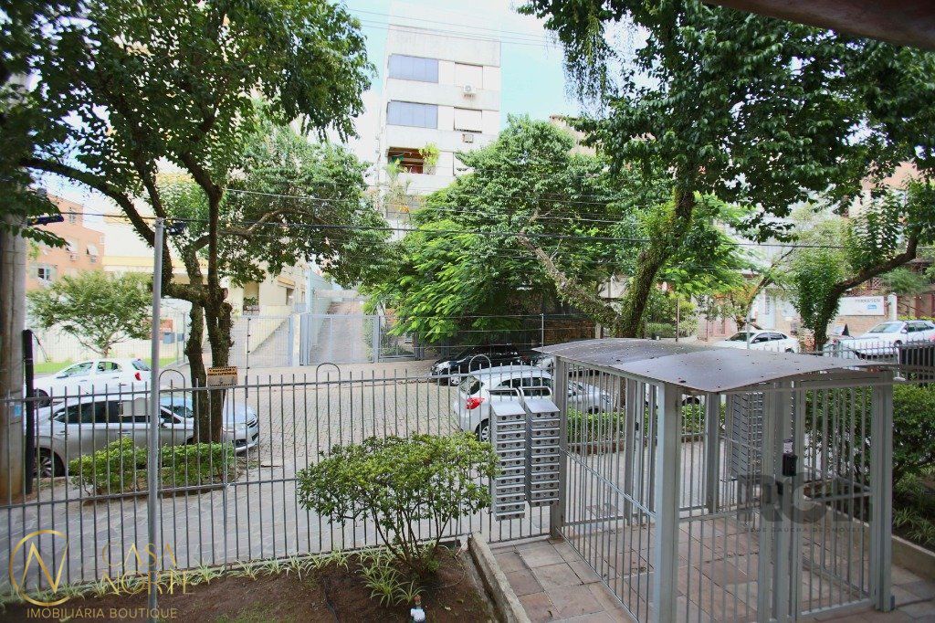 Apartamento à venda com 3 quartos, 101m², 1 suíte, 1 vaga, Rua Doutor Freire Alemão no bairro Mont Serrat em Porto Alegre