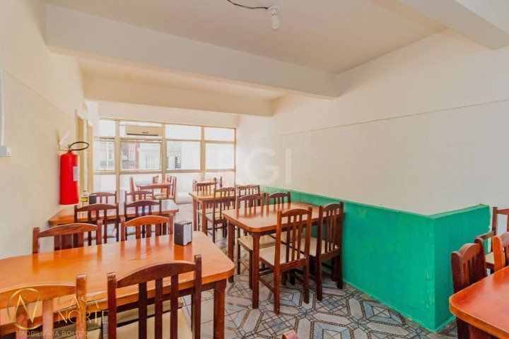 Loja à venda com 2 quartos, 74m², Avenida Senador Salgado Filho no bairro Centro Histórico em Porto Alegre
