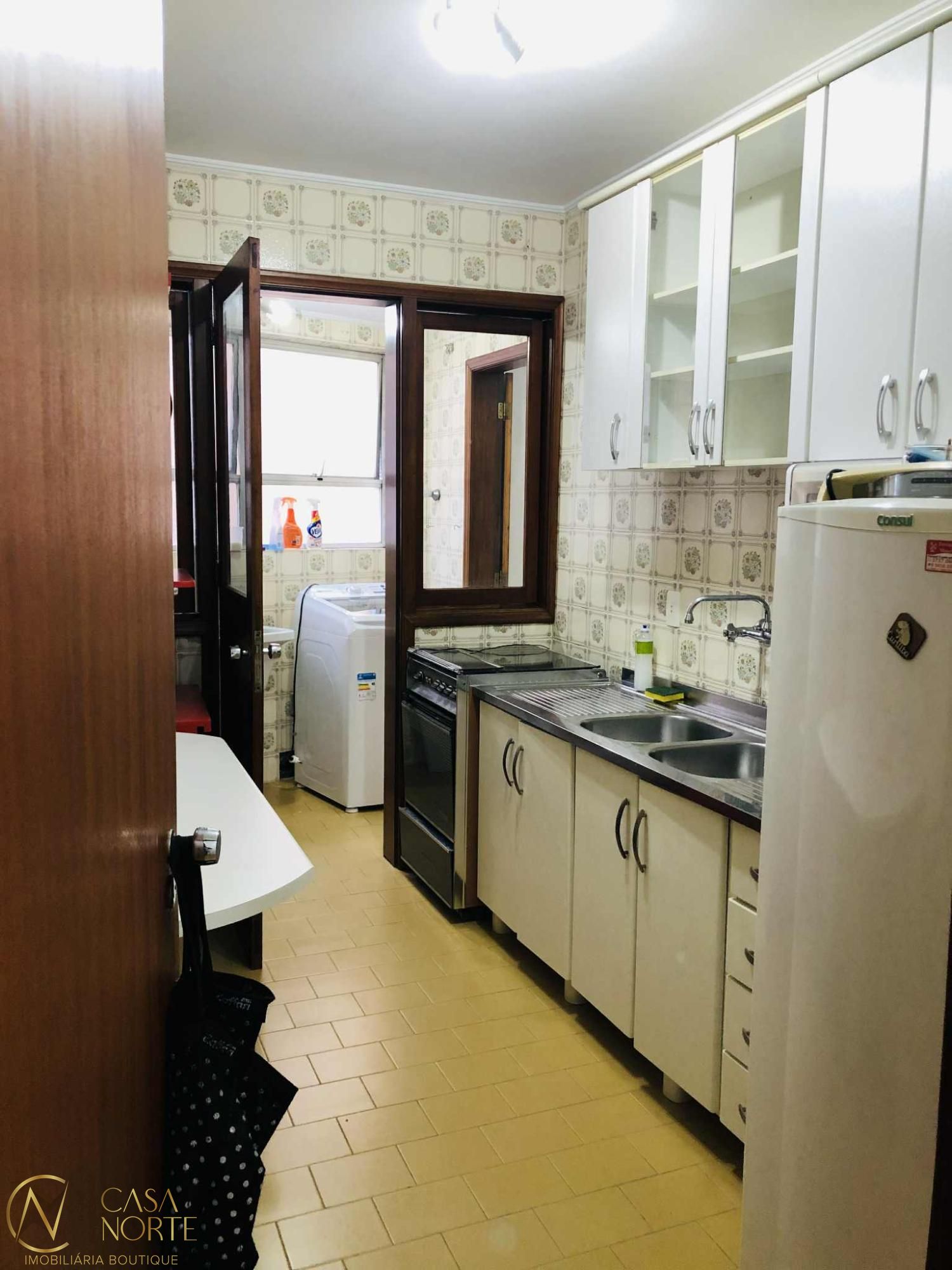 Apartamento à venda com 2 quartos, 72m², 1 vaga, Rua Vítor Meireles no bairro Rio Branco em Porto Alegre