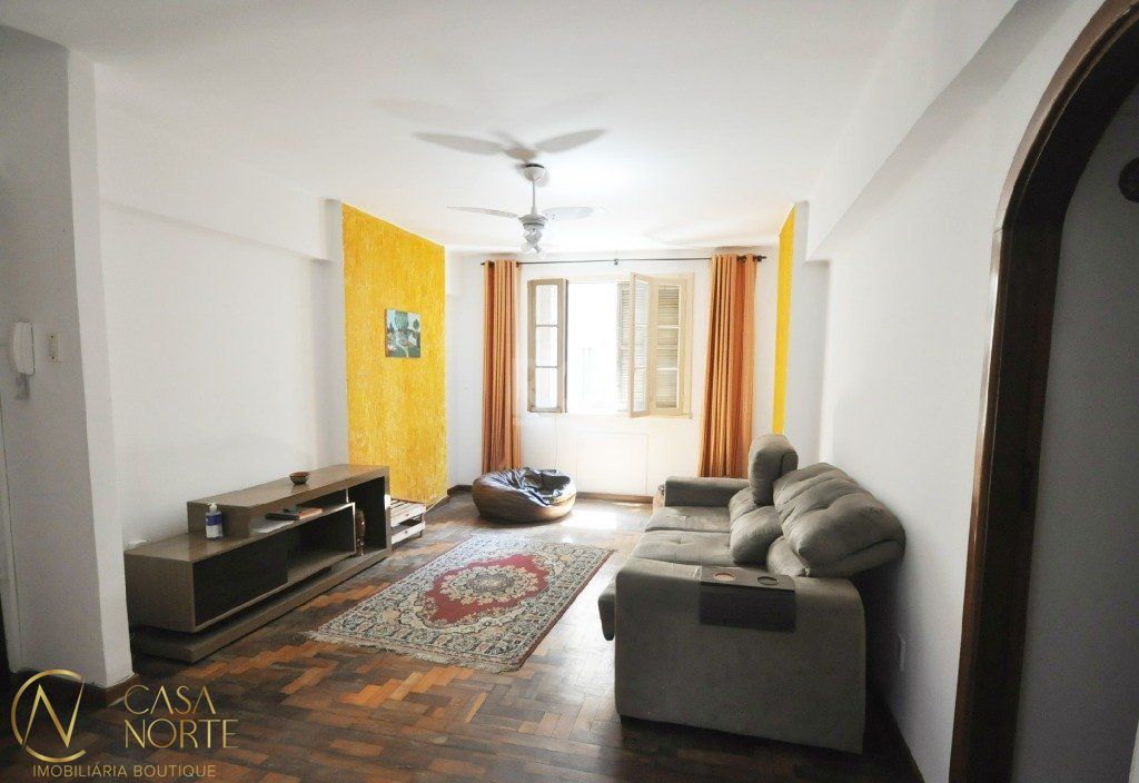 Apartamento à venda com 3 quartos, 92m², Avenida Borges de Medeiros no bairro Centro Histórico em Porto Alegre