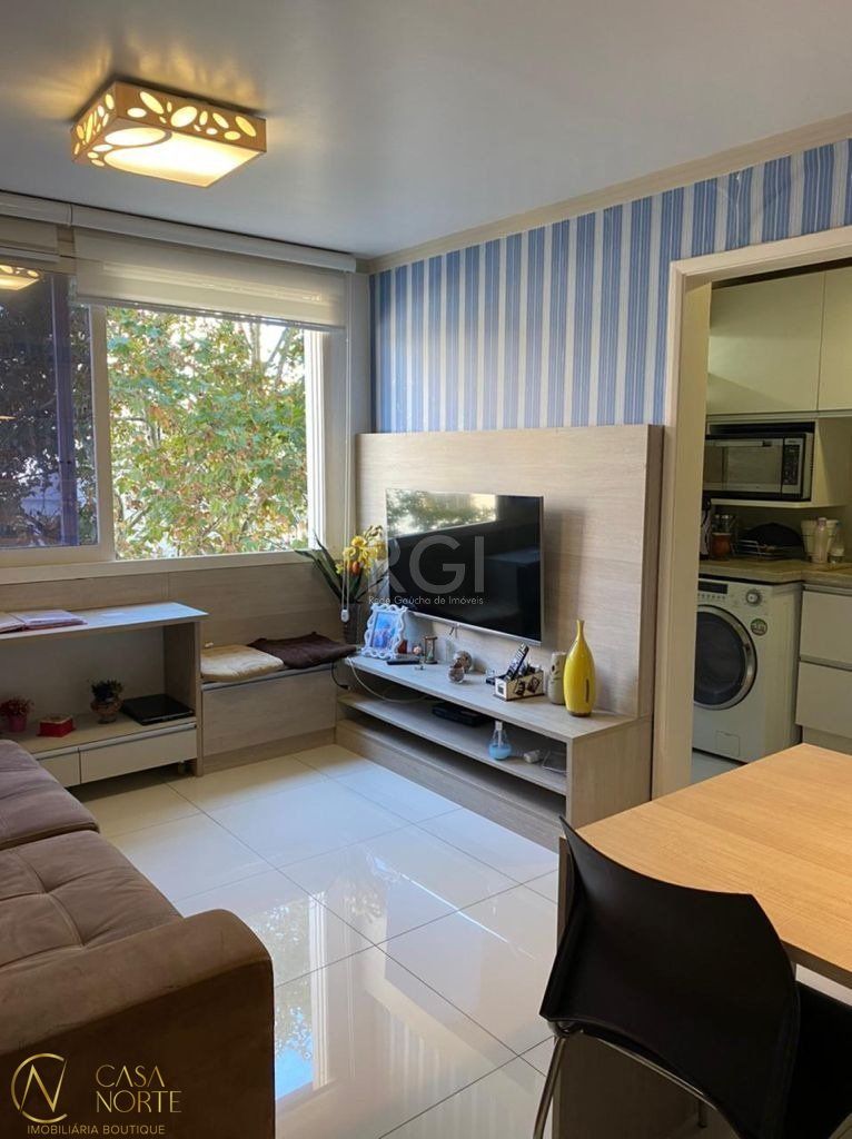 Apartamento à venda com 1 quarto, 43m², Rua Alberto Bins no bairro Centro em Porto Alegre
