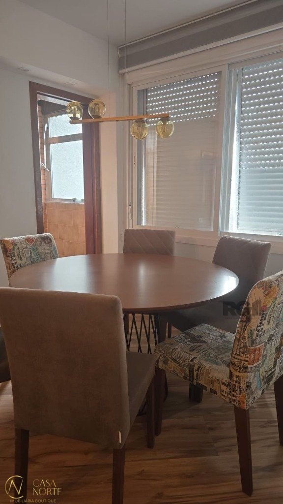 Apartamento à venda com 2 quartos, 62m², 1 vaga, Avenida Protásio Alves no bairro Petrópolis em Porto Alegre