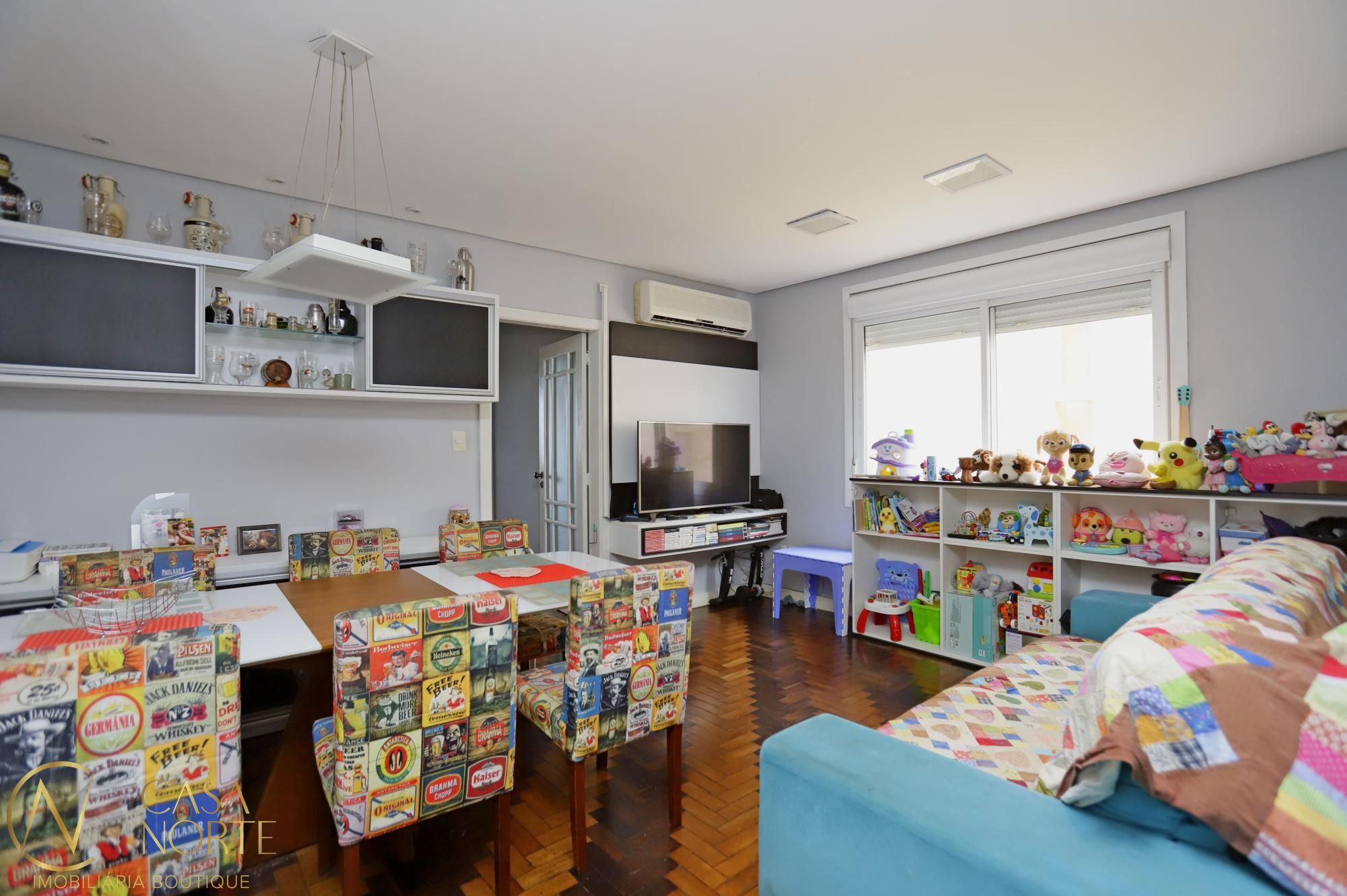Apartamento à venda com 3 quartos, 87m², Avenida Osvaldo Aranha no bairro Bom Fim em Porto Alegre