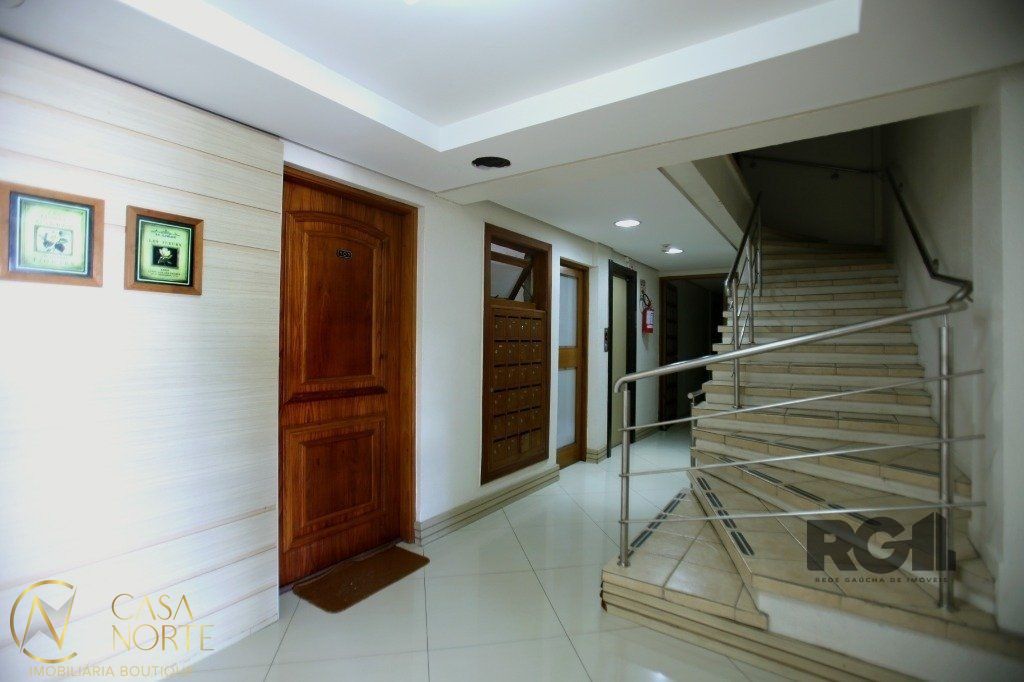 Apartamento à venda com 2 quartos, 57m², 1 vaga, Rua Dona Oti no bairro Petrópolis em Porto Alegre