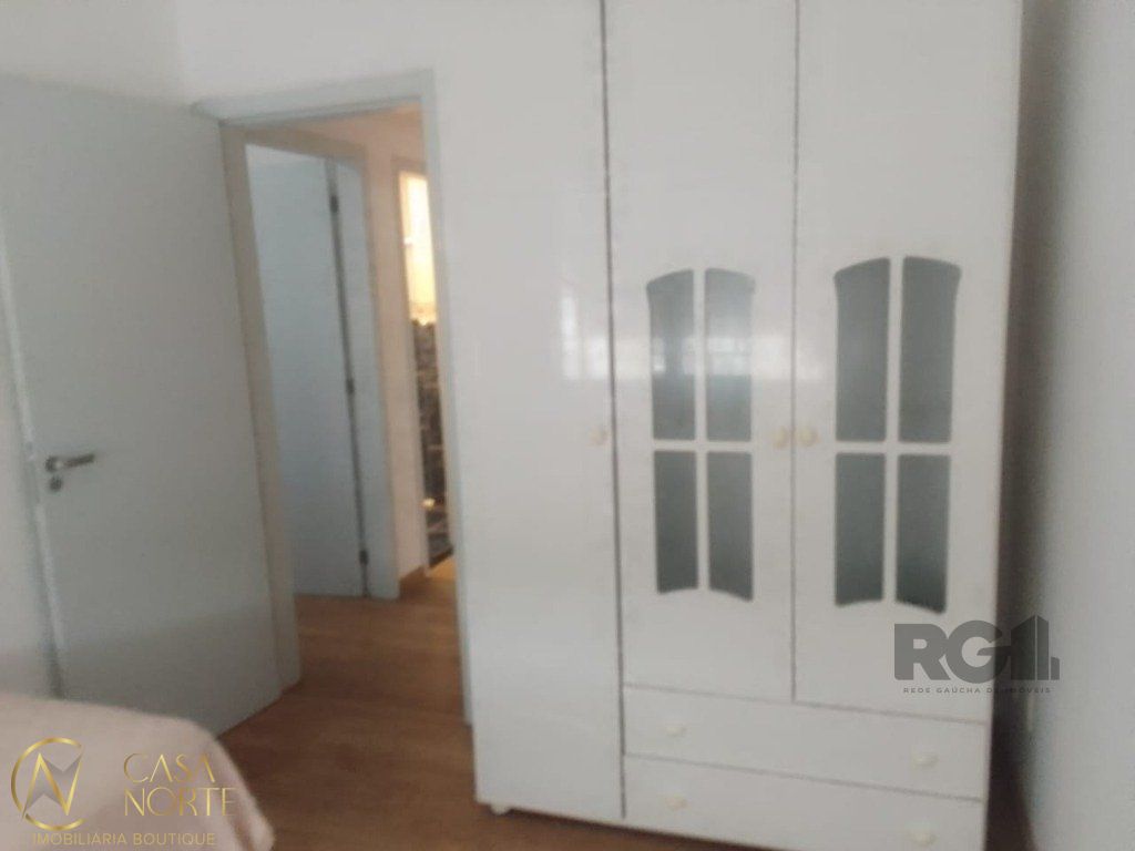 Apartamento à venda com 2 quartos, 73m², 1 suíte, 1 vaga, Rua Anita Garibaldi no bairro Boa Vista em Porto Alegre