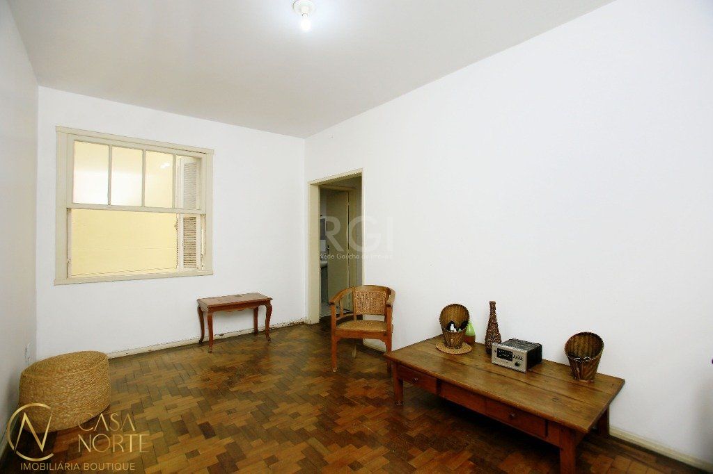 Apartamento à venda com 3 quartos, 90m², Rua Sete de Abril no bairro Floresta em Porto Alegre