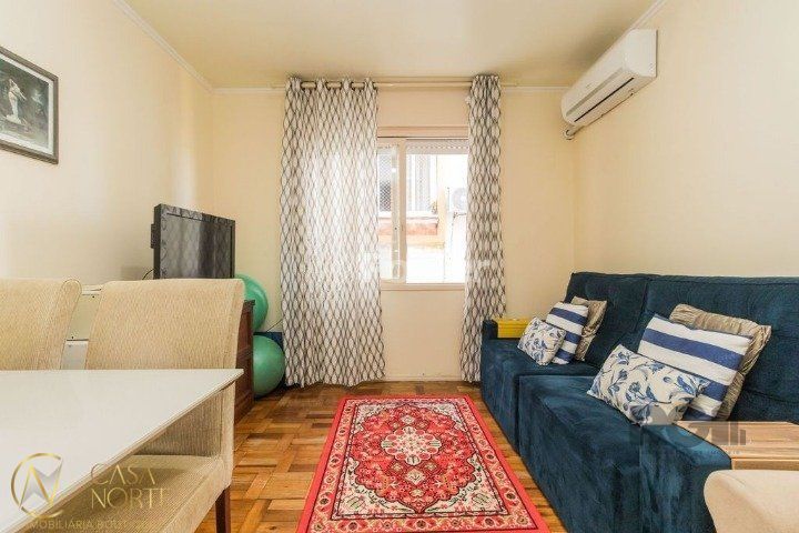 Apartamento à venda com 1 quarto, 46m², 1 vaga, Rua Tijuca no bairro Medianeira em Porto Alegre