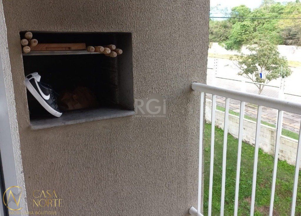Apartamento à venda com 2 quartos, 50m², 1 vaga, Rua Joaquim de Carvalho no bairro Vila Nova em Porto Alegre