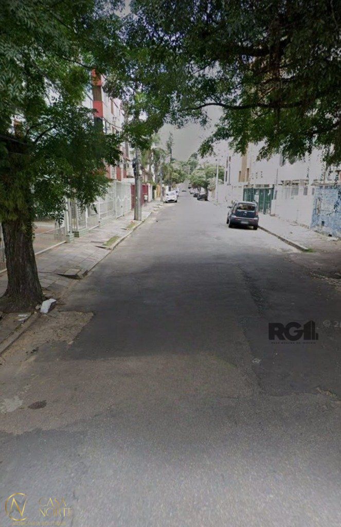Terreno à venda  com 275m², Rua Afonso Rodrigues no bairro Jardim  Botânico em Porto Alegre