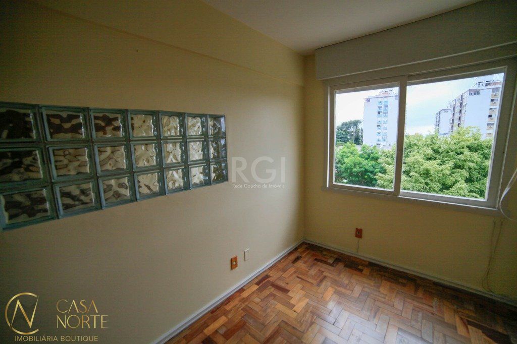 Apartamento à venda com 1 quarto, 43m², Avenida Panamericana no bairro Jardim Lindóia em Porto Alegre
