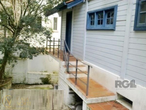 Sobrado à venda com 3 quartos, 234m², 1 suíte, Rua Simao Bolivar no bairro Vila Conceição em Porto Alegre
