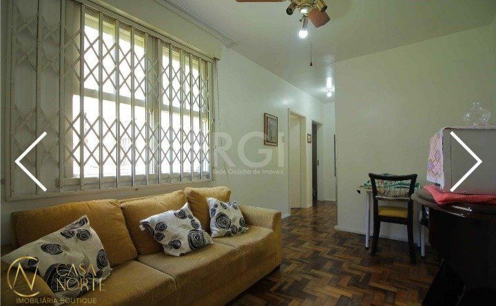 Apartamento à venda com 3 quartos, 60m², 1 vaga, Rua Engenheiro Fernando Mendes Ribeiro no bairro Santo Antônio em Porto Alegre