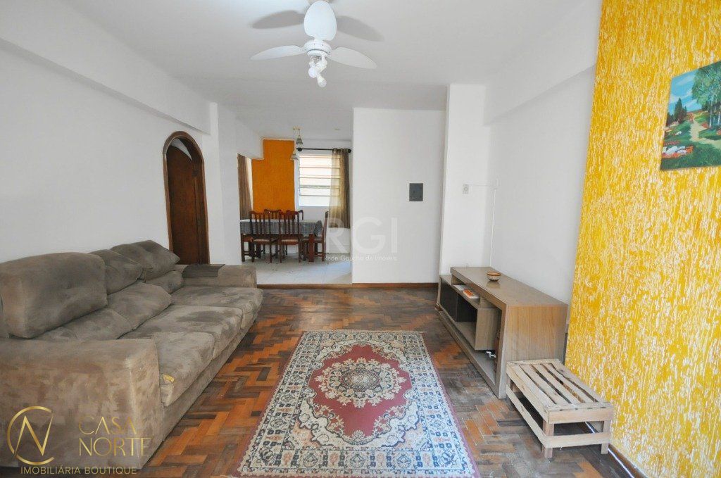 Apartamento à venda com 3 quartos, 92m², Avenida Borges de Medeiros no bairro Centro Histórico em Porto Alegre