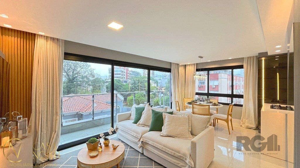 Apartamento à venda com 3 quartos, 100m², 1 suíte, 2 vagas, Rua Gonçalves Dias no bairro Menino Deus em Porto Alegre