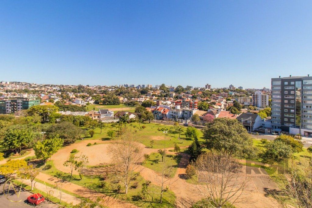 Cobertura à venda com 3 quartos, 324m², 1 suíte, 3 vagas, Rua Professor Isidoro La Porta no bairro Jardim Itu em Porto Alegre