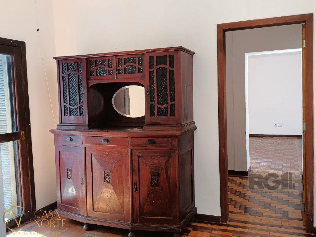 Apartamento à venda com 2 quartos, 105m², 2 suítes, Avenida Pernambuco no bairro Navegantes em Porto Alegre