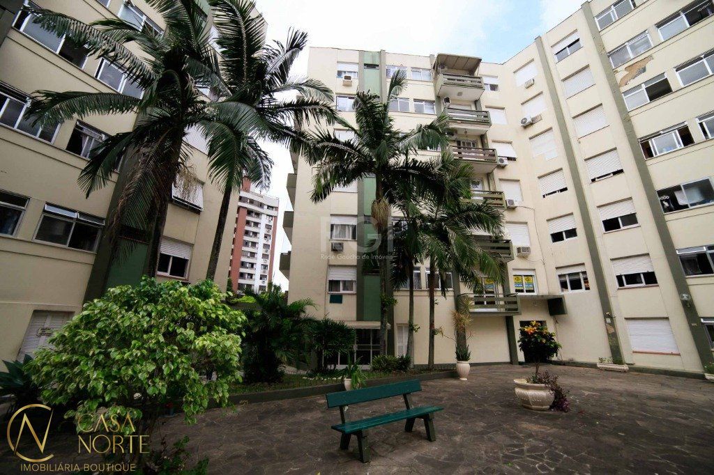 Apartamento à venda com 1 quarto, 43m², Avenida Panamericana no bairro Jardim Lindóia em Porto Alegre