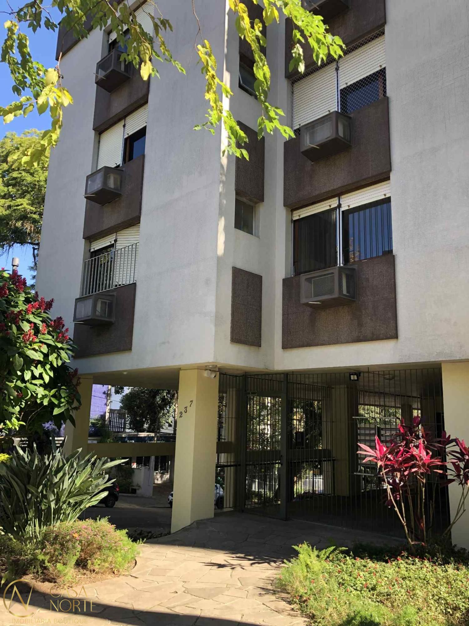 Apartamento à venda com 2 quartos, 72m², 1 vaga, Rua Vítor Meireles no bairro Rio Branco em Porto Alegre