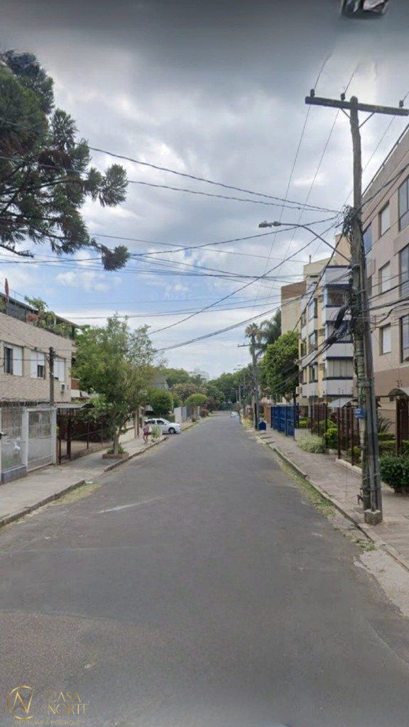 Terreno à venda  com 270m², Rua Afonso Rodrigues no bairro Jardim  Botânico em Porto Alegre