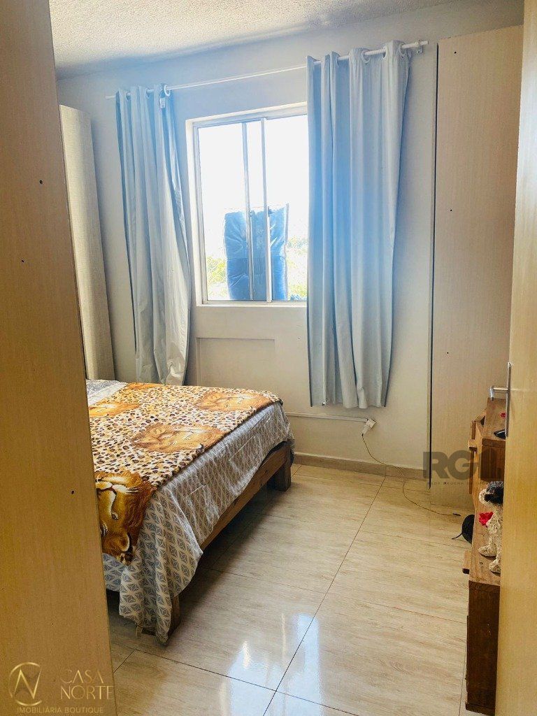 Apartamento à venda com 2 quartos, 38m², 1 vaga, Rua Capitão Pedroso no bairro Restinga em Porto Alegre