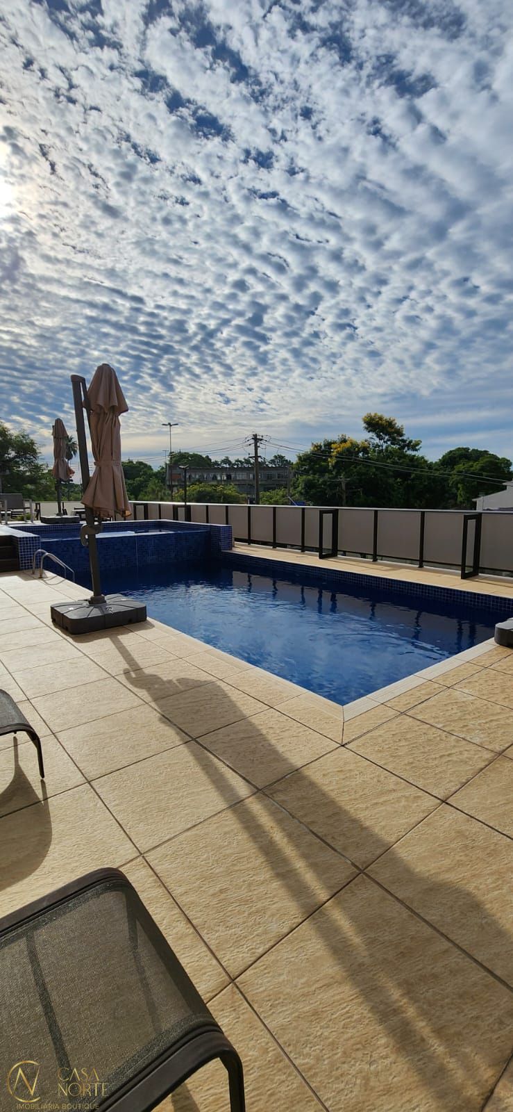 Apartamento à venda com 3 quartos, 107m², 1 suíte, 2 vagas, Rua Irene Capponi Santiago no bairro Cristo Redentor em Porto Alegre